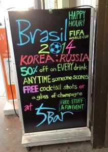 5 bar karaoke before South Korea's first match in the 2014 World Cup